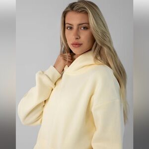 New Comfrt Signature Fit Collect Limited Edition Butter Viral Unisex Hoodie S